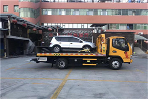 金湾附近汽车拖车电话